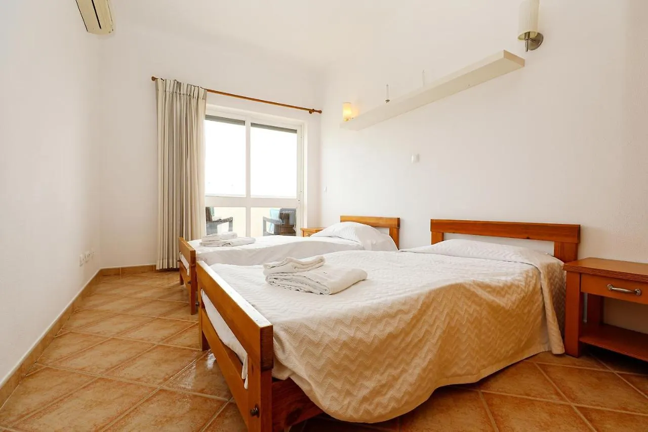 C03 - Gale Holiday Apartment In Lagos