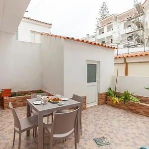  Apartamento B83 - Alleway Gem In