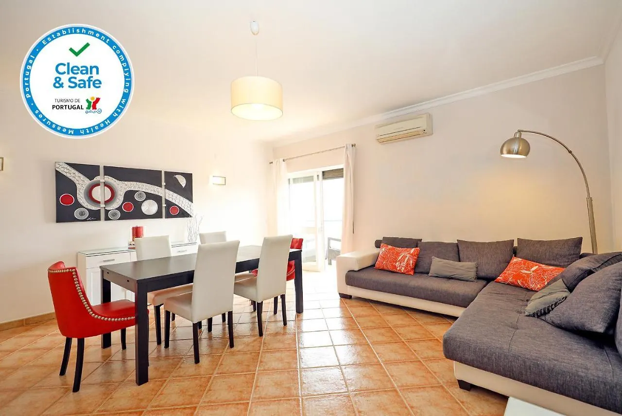 C03 - Gale Holiday Apartment In Lagos location