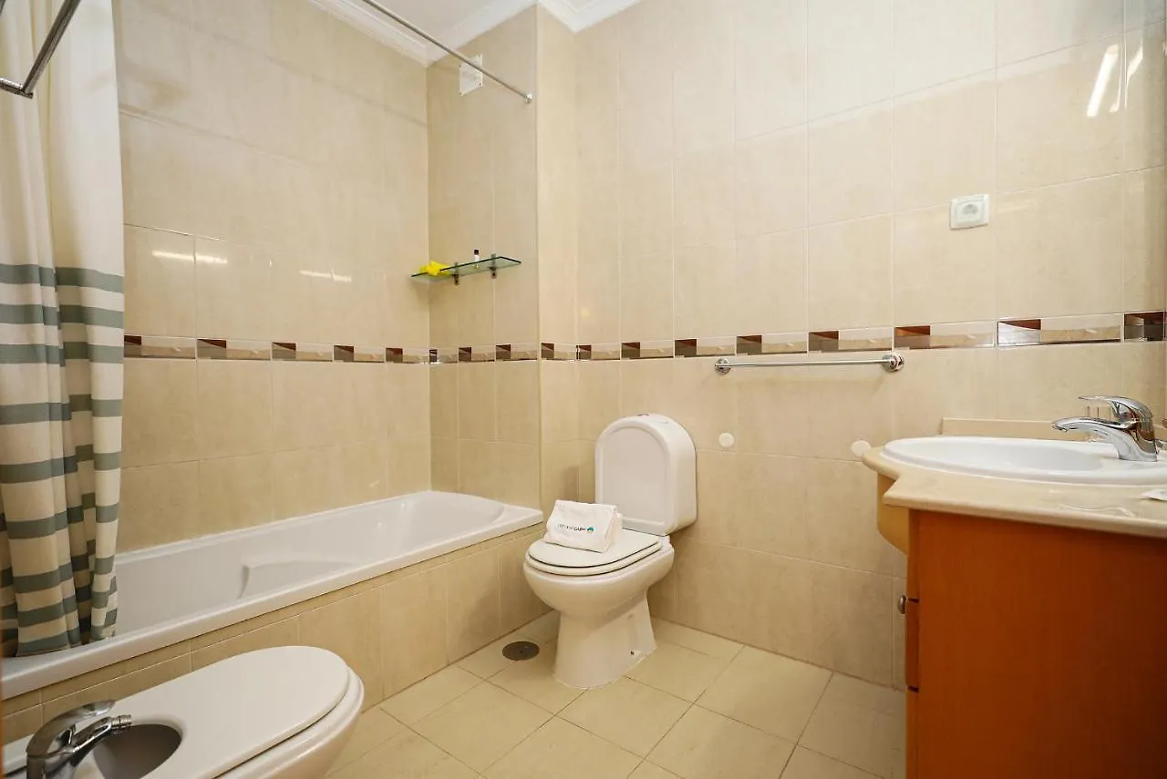 C03 - Gale Holiday Apartment In Lagos
